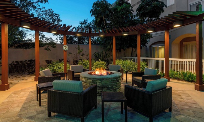 Biggar Hotel | Courtyard by Marriott Fort Myers I-75/Gulf Coast Town Center
