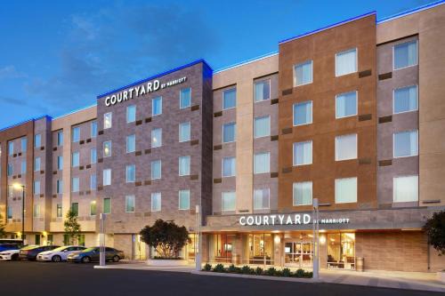 Hawthorne Hotel | Courtyard by Marriott Los Angeles LAX/Hawthorne