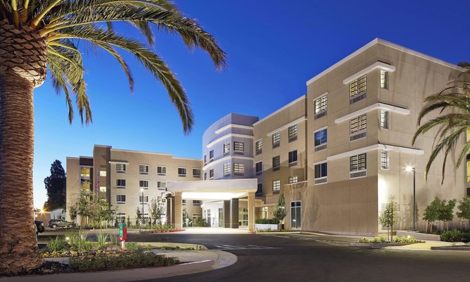 Sunnyvale West Hotel | Courtyard by Marriott Sunnyvale Silicon Valley
