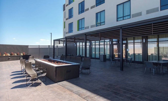 Rapid City Hotel | Courtyard by Marriott Rapid City