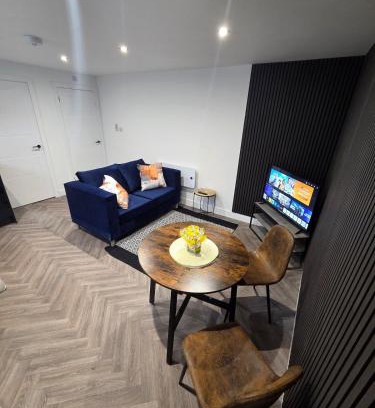 Blackburn Apartment | Courtyard High Spec Apartment in Town Centre