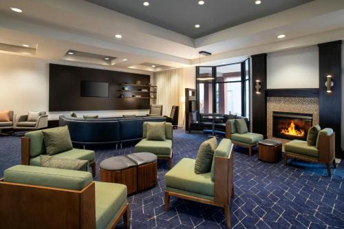 Worcester Hotel | Courtyard Worcester