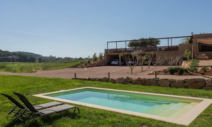 Pals Villa | Coutryside cottage Masos de Pals with Parking and pool