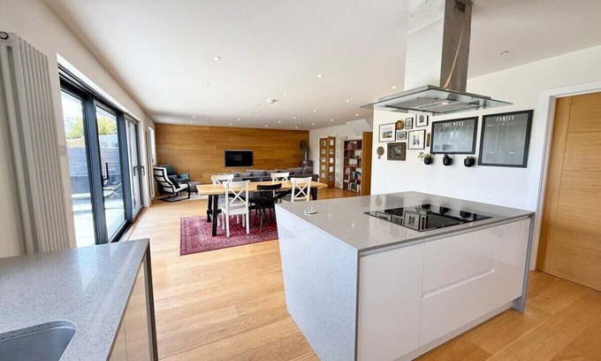 New Forest District House | Cowley by NewFo rest