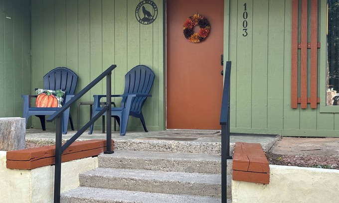 Cloudcroft House | Coyote Retreat a 2b, 2bath house in the forest and mountains of Cloudcroft, NM!