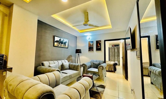 Islamabad Apartment | Cozy 1-bedroom apartment in charming Islamabad with WiFi, AC