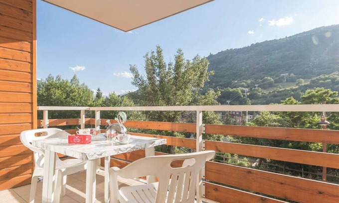 Briancon Apartment | Cozy 1-bedroom apt with balcony near cable car in Briançon