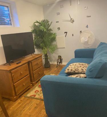 Bramalea Apartment | Cozy 1-Bedroom Basement Apartment