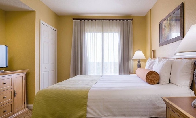 Florida Central Atlantic Coast Apartment | Cozy 1-bedroom apartment with fitness room, WiFi in fantastic Lake Buena Vista