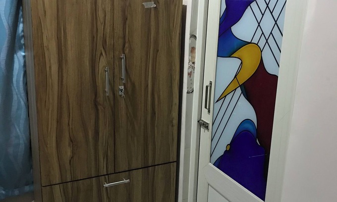 Kamarhati Apartment | Cozy 1-bedroom with AC and WiFi in amazing Kolkata near Adyapith Temple