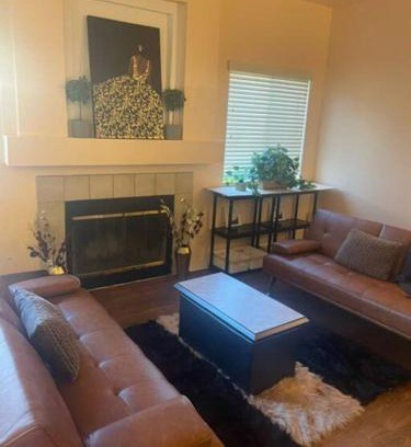 Victorville House | Cozy! 1 hr from LA - 2 hr from Las Vegas!