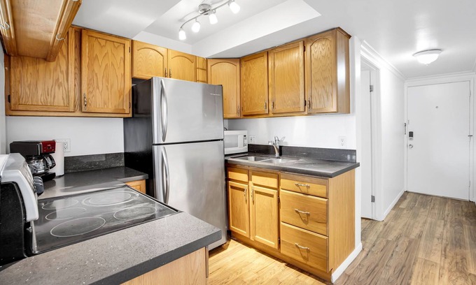 La Habra Apartment | Cozy 1bed apartment in North OC bordering LA County