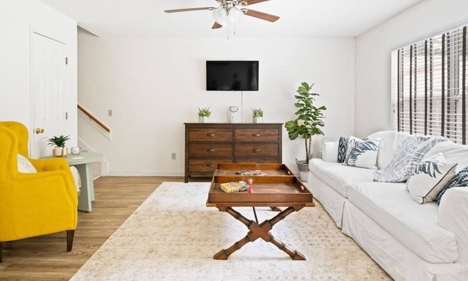 St. Marys House | 💎Cozy 2 bdrm 🐠 5 Mins from waterfront ⚡️Fast Wifi🌟