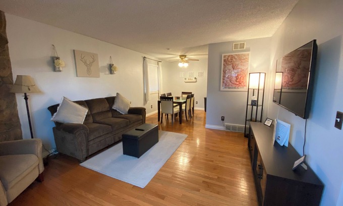 North Central Westminster Condo | Cozy 2-bedroom condo close to both Denver and the Mountains