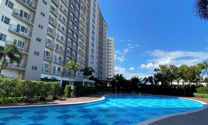 Las Pinas Condo | Cozy 2 Bedroom Condo @ South Residences Las Pinas City 831