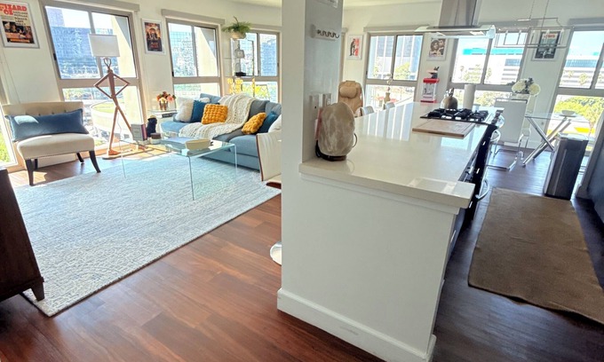 Vernon Apartment | Cozy 2-bedroom corner unit skyrise apartment with city views