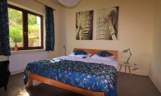 Allermohe Apartment | Cozy, 2018 newly furnished apartment in the green east of Hamburg.