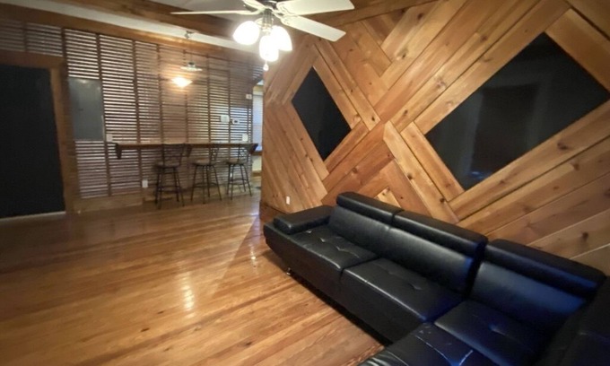Atlanta House | Cozy 2bed 2 bath Home in the Heart of Downtown Atlanta