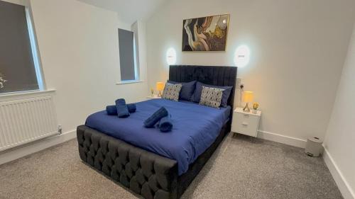 Manchester House | Cozy 5-Bed Caldecott Stays-Sleep 6