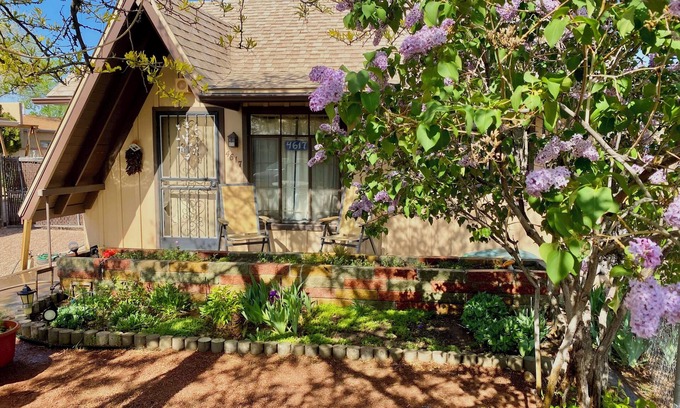 Albuquerque House | Cozy Adobe Casita 2 miles from Dtwn Albuquerque