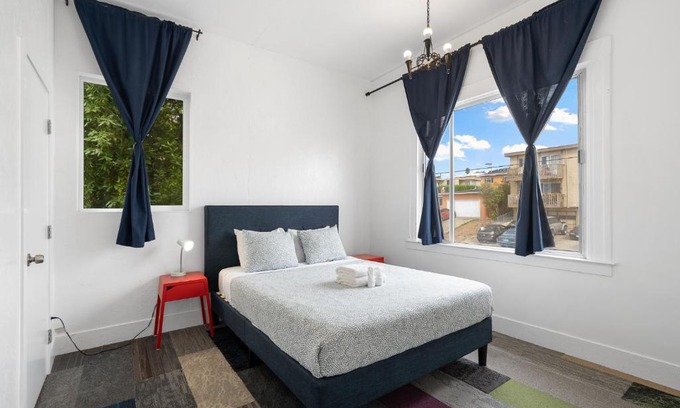 Downtown Apartment | Cozy Affordable 2beds/1bath