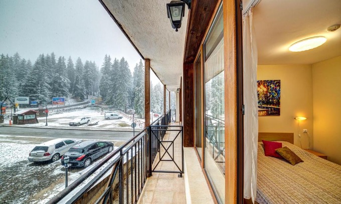 Pamporovo Apartment | Cozy and Cute 1BD Apartment in The Castle Complex by Flat Mаnager