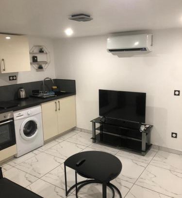 Tremblay-en-France Apartment | Cozy and well located apartment