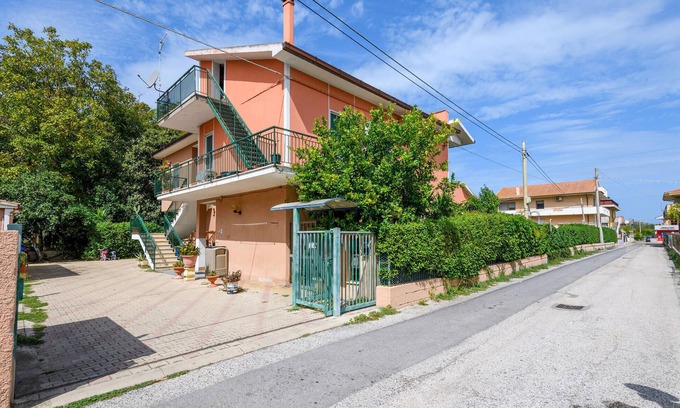Marina di Citta Sant'Angelo Apartment | Cozy apartment in Marina di Sant'Angelo