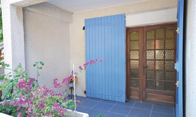 Six-Fours-les-Plages Apartment | Cozy apartment in Six Fours les Plages