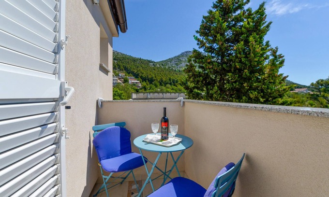 Starigrad Apartment | Cozy apartment in Starigrad Paklenica