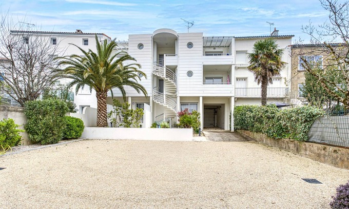 Royan Apartment | Cozy apartment in Royan with WiFi