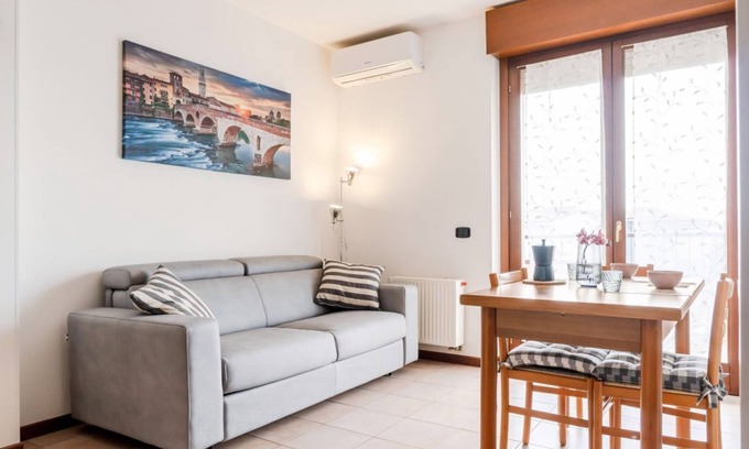 Sud-Ovest Apartment | Cozy apartment of 40 sqm located on the fourth and last floor of a building with lift, suitable for 4 people.The accommodation is located in a quiet residential area, served by the main services: bars, restaurants, supermarkets, pharmacy, public transpor