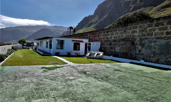 Los Silos House | Cozy apartment to relax and unwind!