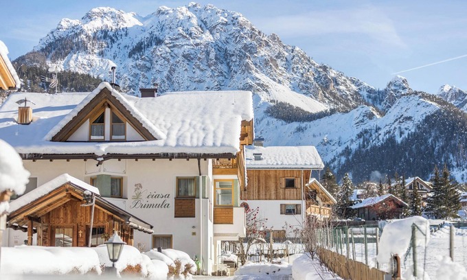 Mareo Apartment | Cozy “Appartamento 1” close to Cable Cars and Ski Lifts with Wi-Fi