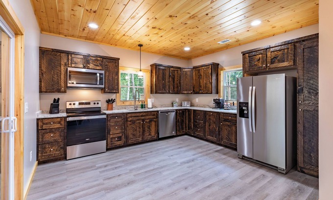 Ellijay Cabin | Cozy Cabin in Ellijay Near Blue Ridge