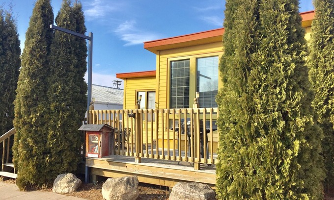 Wabasha Cabin | Cozy Cabin in the Heart of Downtown Wabasha