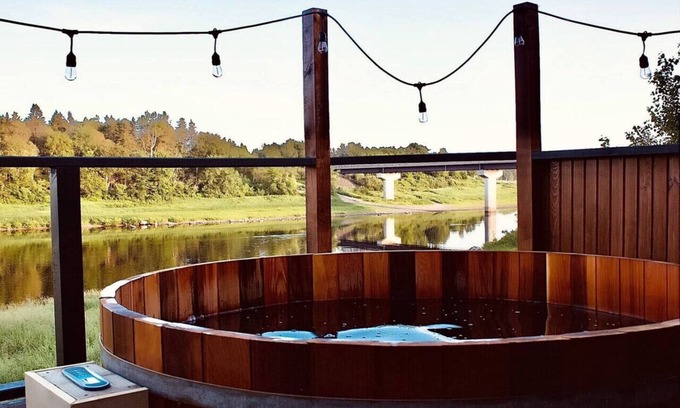 Red Bank Cottage | Cozy Cabin with Large Cedar Hot Tub