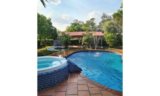 Aguazul House | Cozy cabin with pool