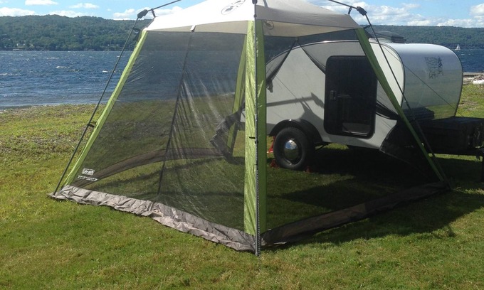 Hector House | Cozy Camper delivered to you!