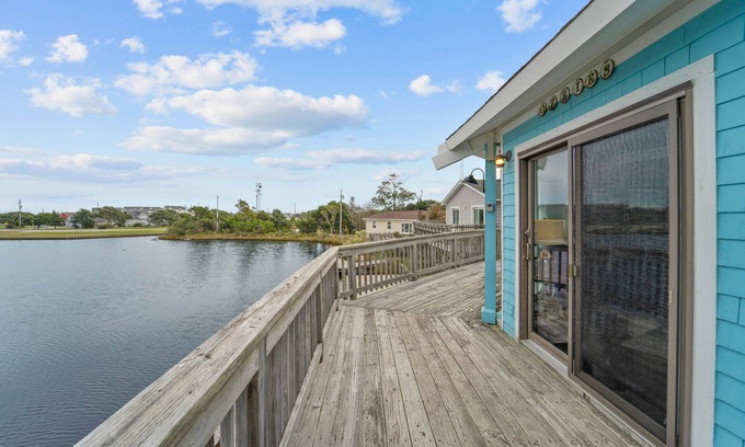 Hatteras House | Cozy Canalfront Dog Friendly Cottage in Hatteras with Private Dock and Smart TVs