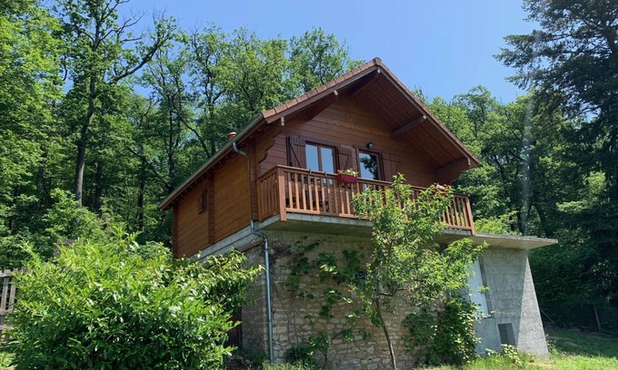 Saint-Bonnet-Troncais Apartment | Cozy chalet with nature views, perfect for outdoor activities