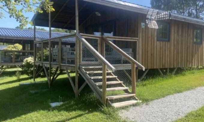 Le Fouilloux Ski Chalet | Cozy chalet with terrace - 2 bedrooms, 4 ppl.