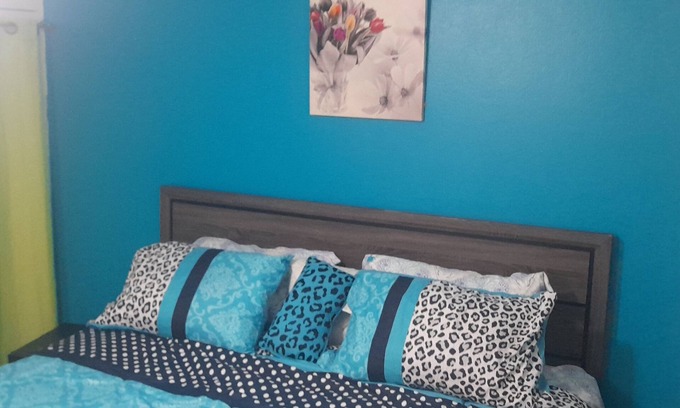 New Kingston Apartment | Cozy & Clean 2-Bedroom Stay in New Kingston/Half-Way Tree area
