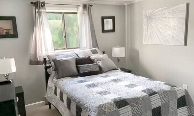 Claysburg Apartment | Cozy condo. Full resort access. Great for couples and families.