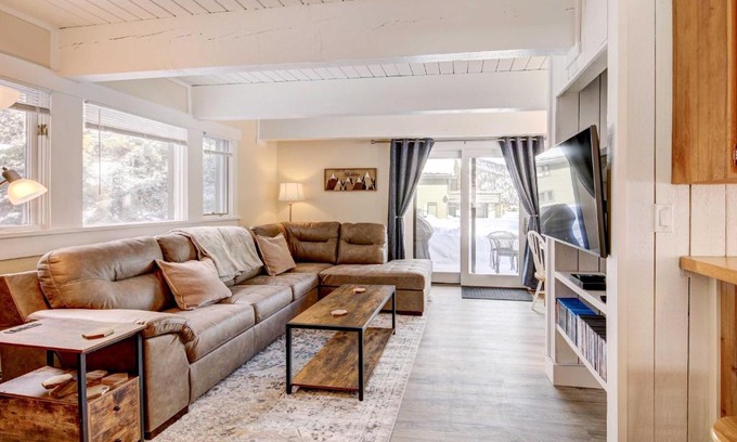 Big Sky Meadow Village Apartment | Cozy Condo Near Golf, 7 Mi to Big Sky Resort!