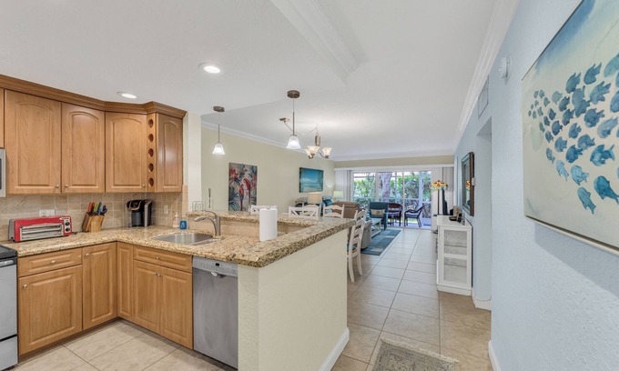 Lauderdale-by-the-Sea Condo | Cozy Condo! Walk To The BEACH across the Street.