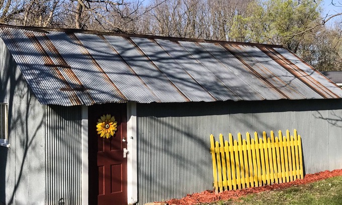 Bay City Cottage | COZY COTTAGE - BREAKFAST (continental) KAYAKS, BIKES COMPLIMENTARY