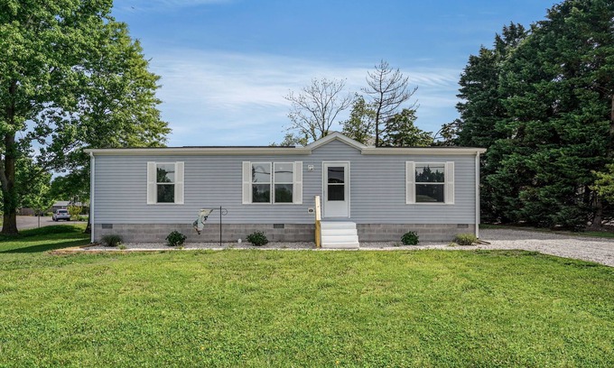 Cedar Neck House | Cozy Cottage in Ocean View! Right Outside Bethany Beach Delaware