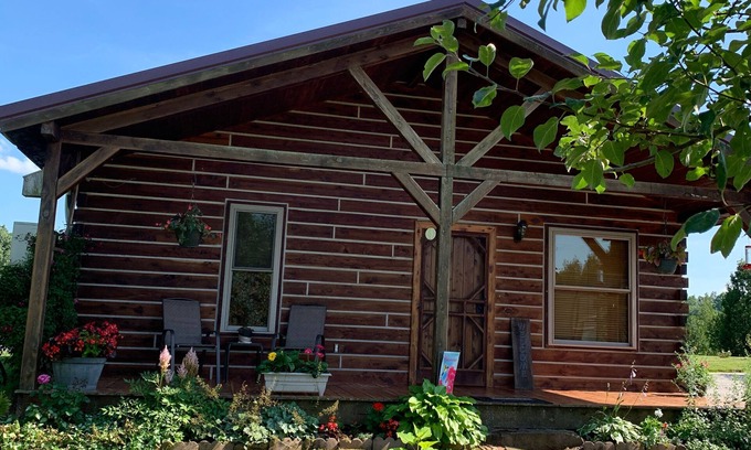 Orleans Cabin | Cozy Country Cabin quiet country retreat