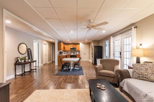 Inman Apartment | Cozy Country Poolside Getaway, 2BR, Near ATL